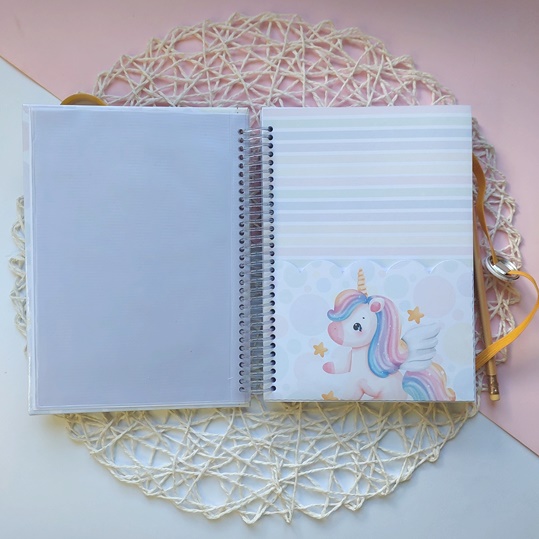 Caderneta de Saúde Luxo - Unicórnio Fofo - Imagem 4
